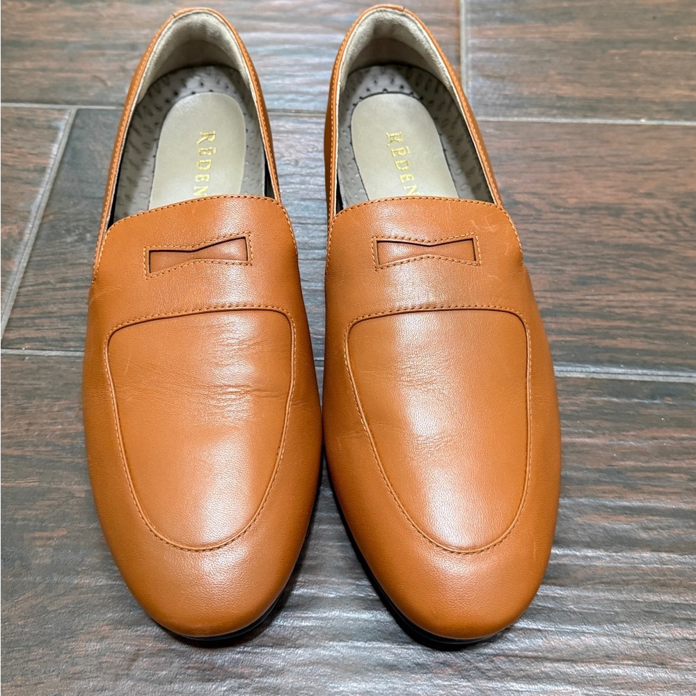 Women's tan flats